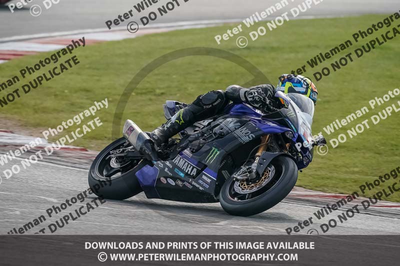 donington no limits trackday;donington park photographs;donington trackday photographs;no limits trackdays;peter wileman photography;trackday digital images;trackday photos